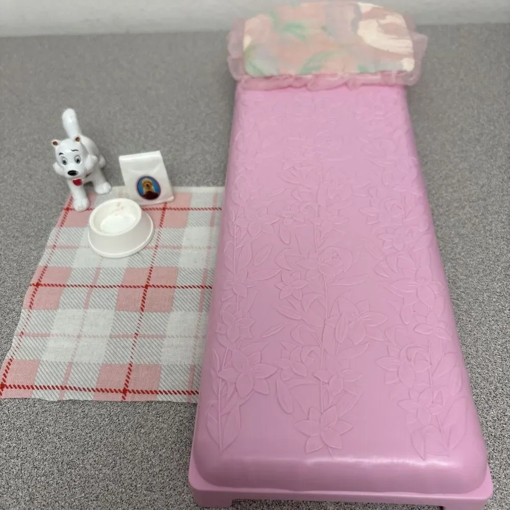 2021 Barbie Dream house Replacement Flat Pull -out  Pink Flower, Rug, Puppy